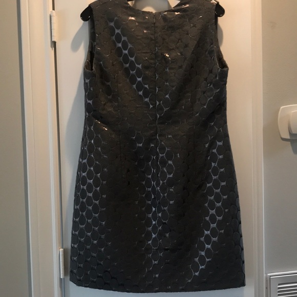 Chloe Dao sleeveless metallic jacquard shift - Picture 4 of 4